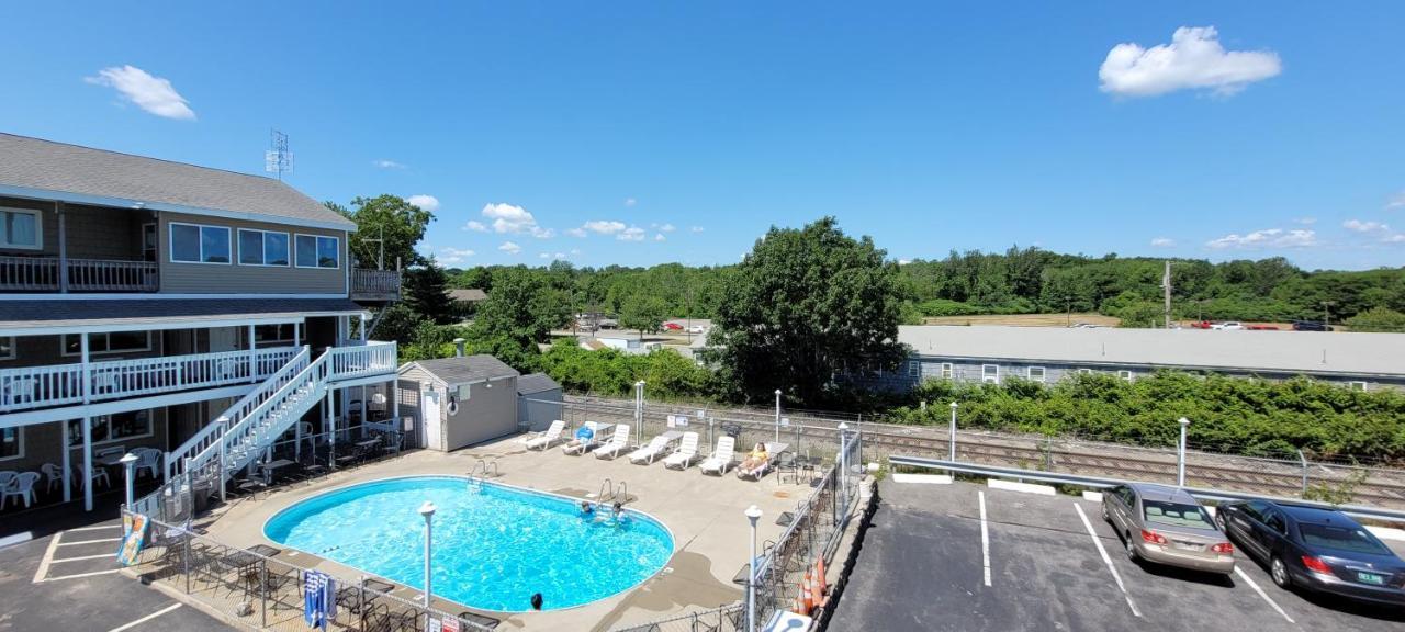 Green Dolphin Motel Old Orchard Beach Exterior photo